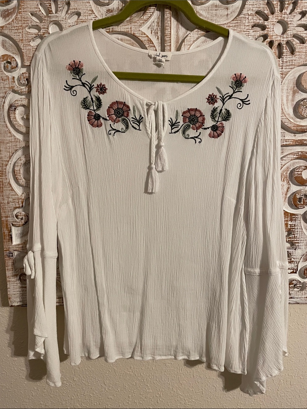 Tribal White Embroidered Tie-Neck Tunic with Pink Floral